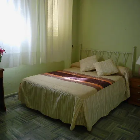 Hotel Escudo De Granada Puerto-López
